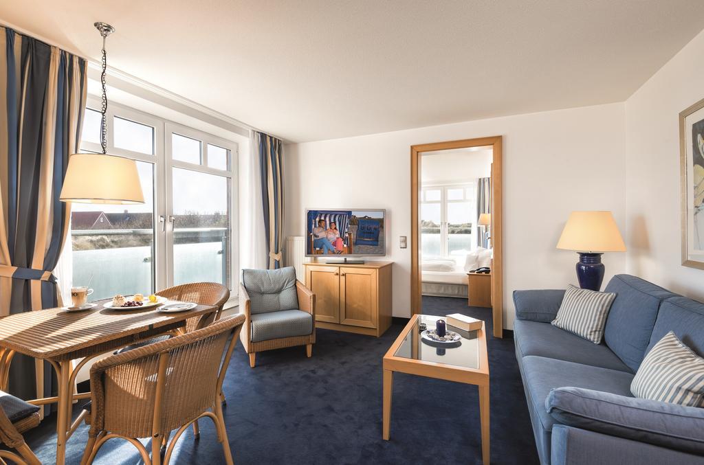 One-Bedroom Apartment,232028563:JPEG